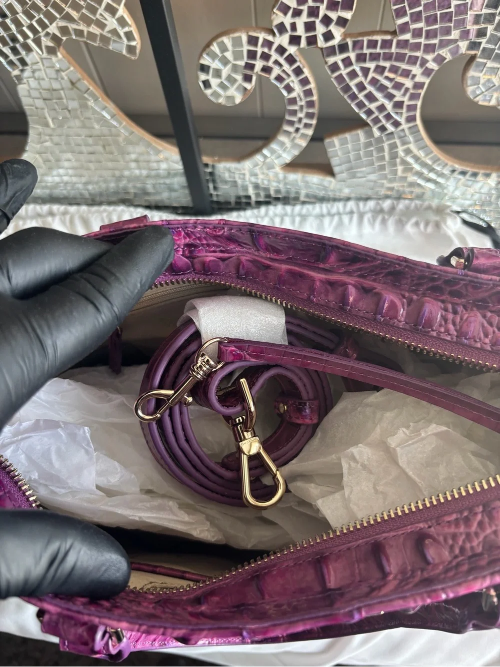 ⭐️Brahmin‎ Fuchsia Croc-Embossed Leather Satchel